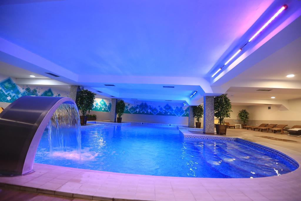 TCC Grand Plaza Hotel Skopje Exterior foto